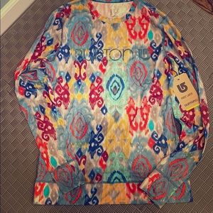 NWT Burton woman’s first layer shirt